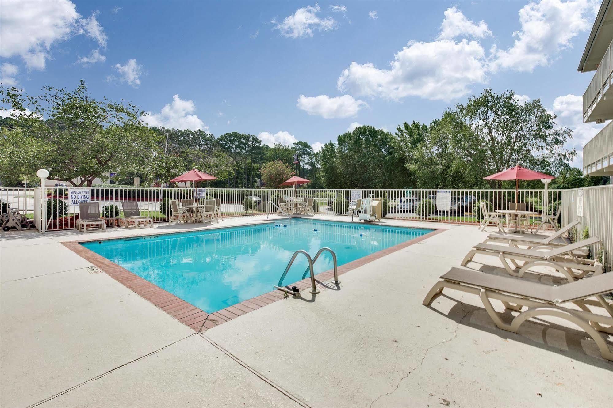 Motel 6-Columbia, Sc - West Exterior photo